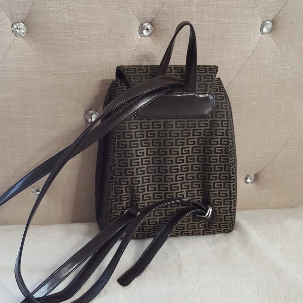 Purse Backpack - Picture 2 of 3